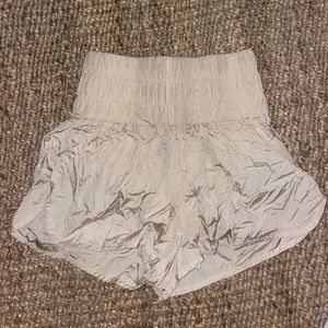 Free people The Way Home Shorts. Color Tahitian Vanilla, size S/P
